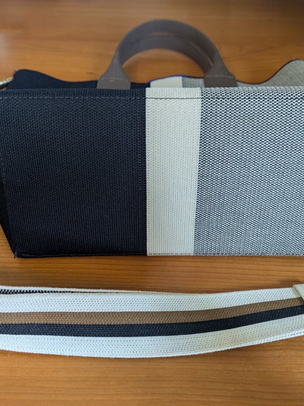 Rothy's Petite Lightweight Tote with Crossbody Strap - Picture 3 of 8